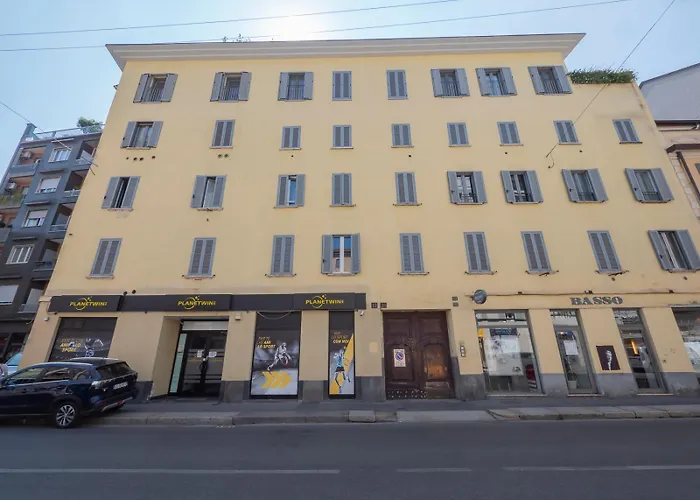 Italstay - Canonica Brick Apartment